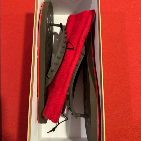 Christian Louboutin Black Flip Flops - Picture 3 of 7